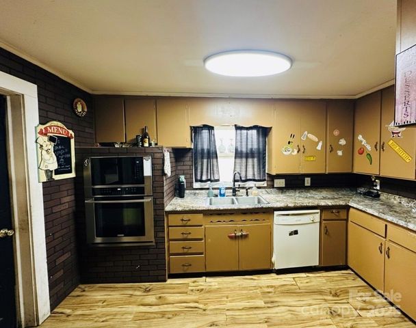 921 Church Street, Kings Mountain, NC 28086