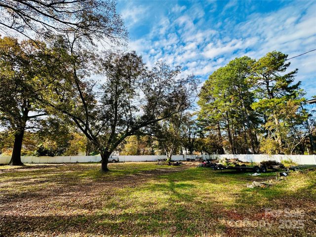 921 Church Street, Kings Mountain, NC 28086