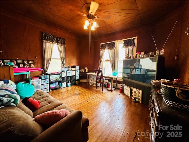 921 Church Street, Kings Mountain, NC 28086