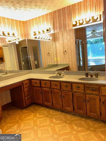 130 Mill Pond Court, Acworth, GA 30101