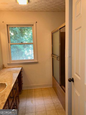130 Mill Pond Court, Acworth, GA 30101
