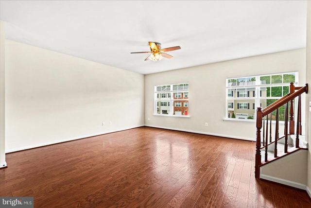 2232 MALLARD LANDING DR, Fredericksburg, VA 22408