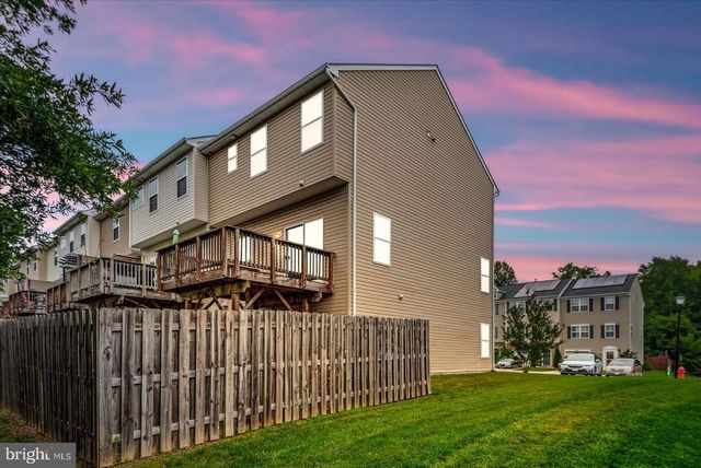 2232 MALLARD LANDING DR, Fredericksburg, VA 22408