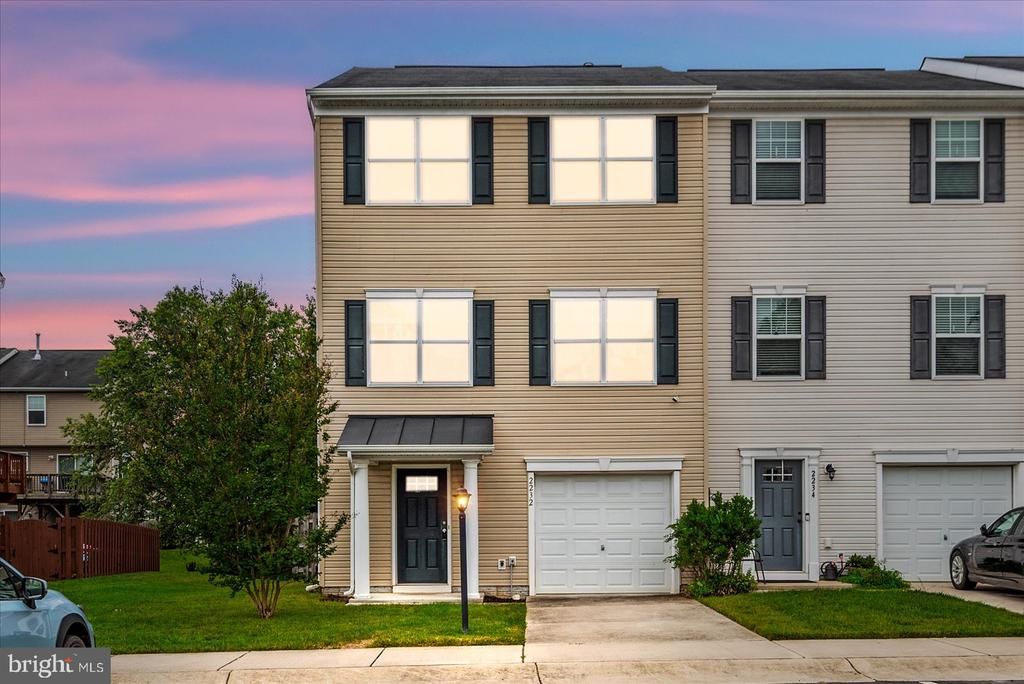 2232 MALLARD LANDING DR, Fredericksburg, VA 22408