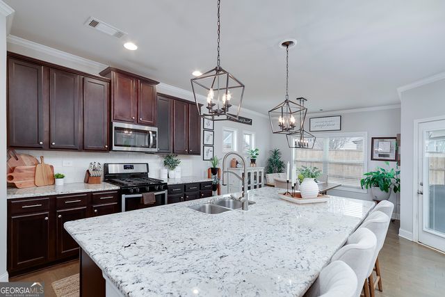 4366 Clubside Drive, Gainesville, GA 30504