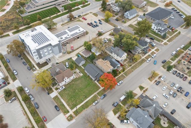 525 2nd Street SW, Cedar Rapids, IA 52404