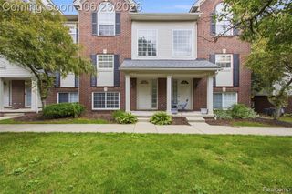 3146 Promenade Circle, Ann Arbor, MI 48108