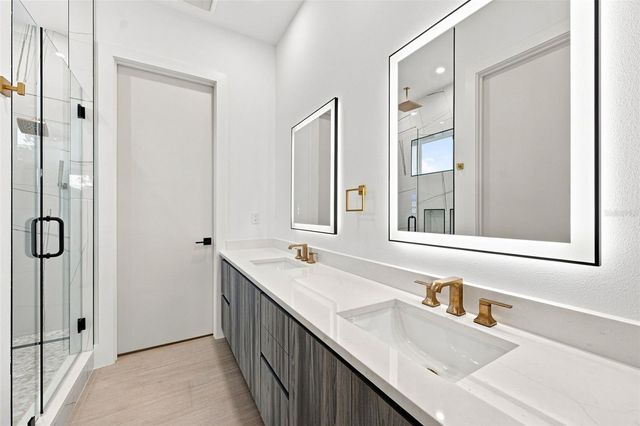 731 42ND STREET, Sarasota, FL 34234