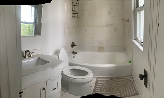 171 Fieldview Dr, Pine Twp, PA 15090