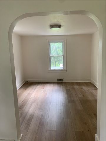 171 Fieldview Dr, Pine Twp, PA 15090