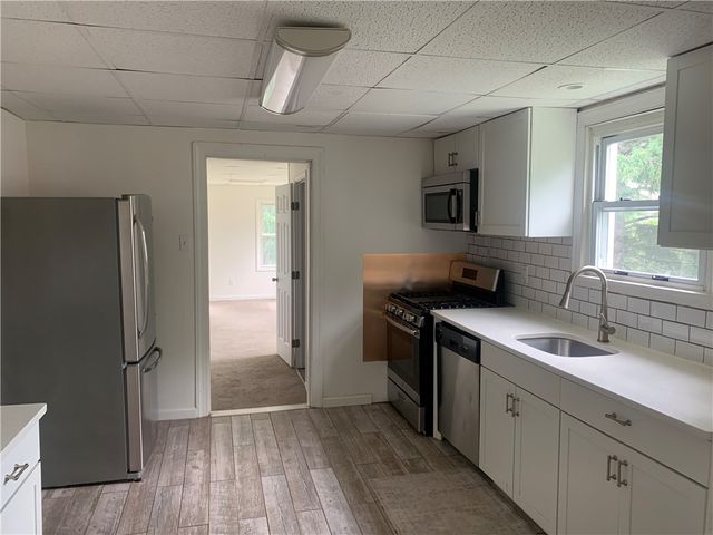 171 Fieldview Dr, Pine Twp, PA 15090