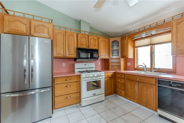 17 Tremont St Street, North Providence, RI 02904