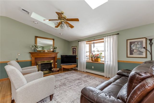 17 Tremont St Street, North Providence, RI 02904