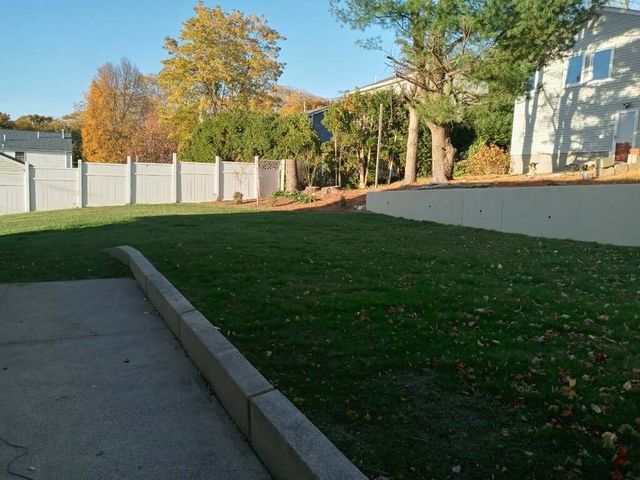 17 Tremont St Street, North Providence, RI 02904