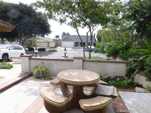 19661 Bluefield, Yorba Linda, CA 92886