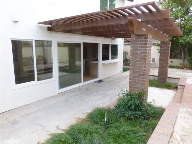 19661 Bluefield, Yorba Linda, CA 92886