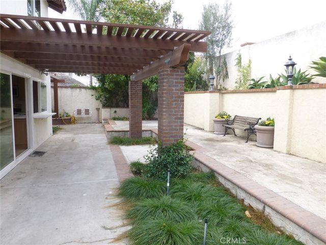 19661 Bluefield, Yorba Linda, CA 92886