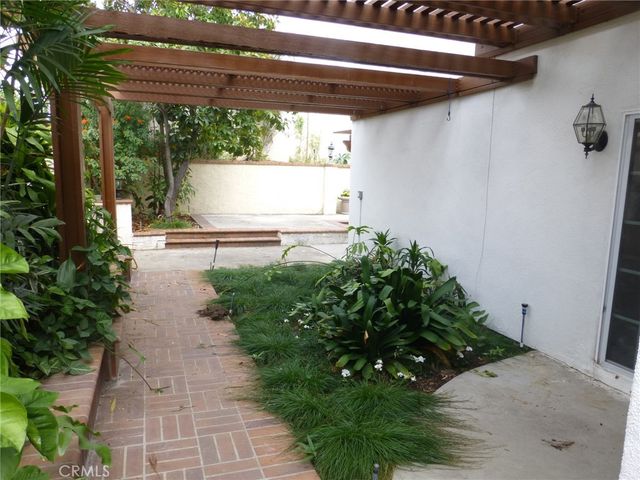 19661 Bluefield, Yorba Linda, CA 92886