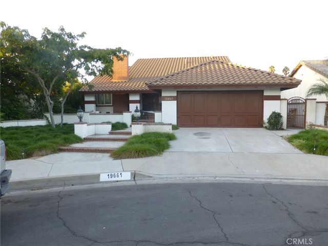 19661 Bluefield, Yorba Linda, CA 92886