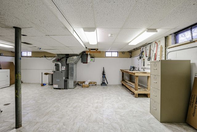 7501 East Prairie Road, Skokie, IL 60076