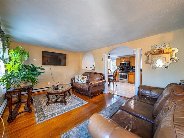 55 Calumet St 55, Revere, MA 02151