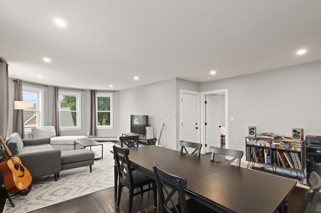 16 Cloutman St 3, Salem, MA 01970