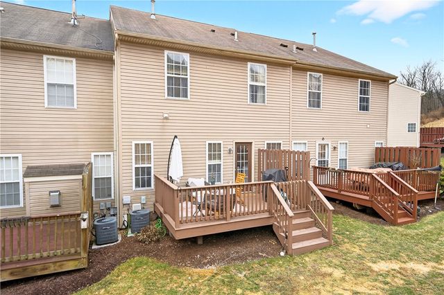 785 Norwegian Spruce, Adams Twp, PA 16046