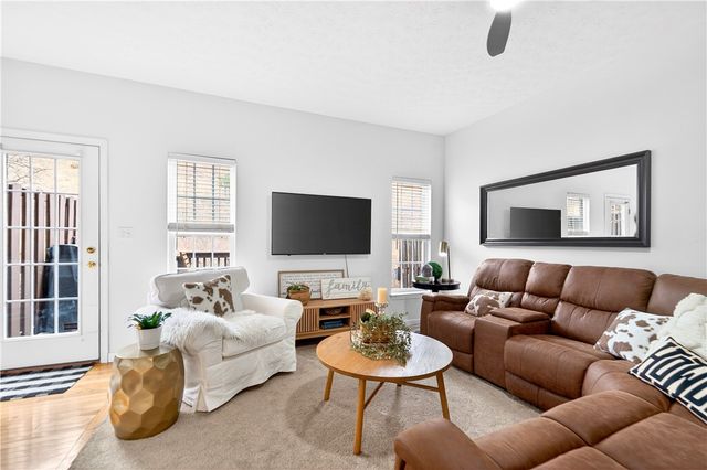 785 Norwegian Spruce, Adams Twp, PA 16046