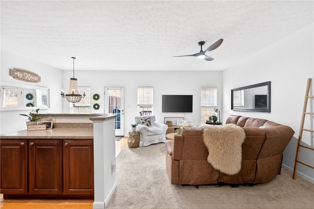 785 Norwegian Spruce, Adams Twp, PA 16046