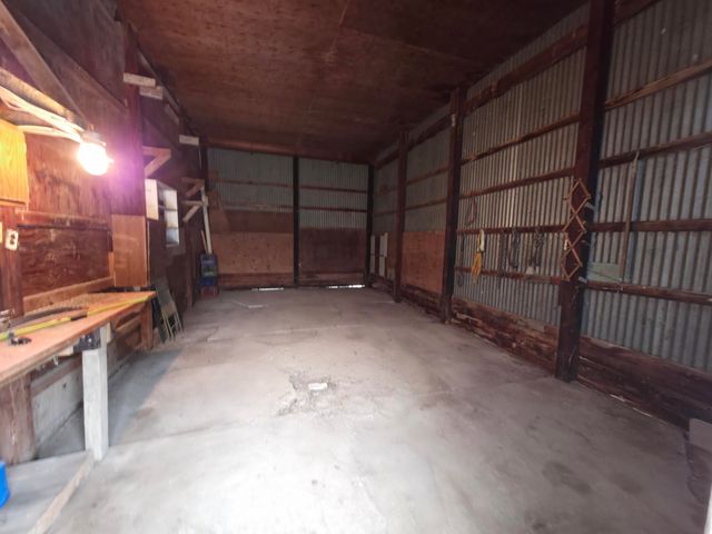9700 Fenner Road, Woodhull Twp, MI 48872