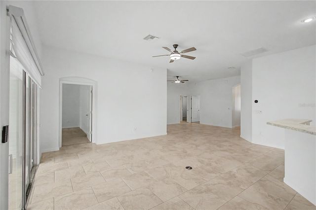 11281 STEWART LOOP, Oxford, FL 34484