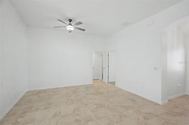 11281 STEWART LOOP, Oxford, FL 34484