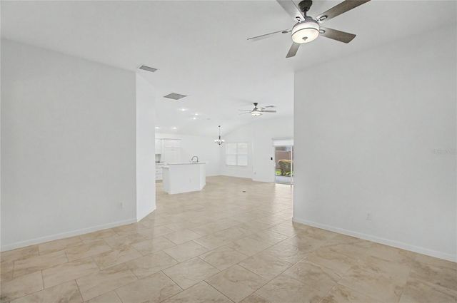 11281 STEWART LOOP, Oxford, FL 34484
