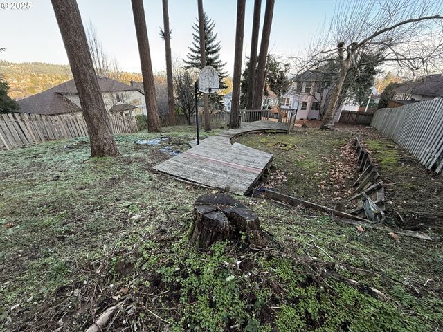 11867 Se MOUNTAIN SUN Dr, Clackamas, OR 97015