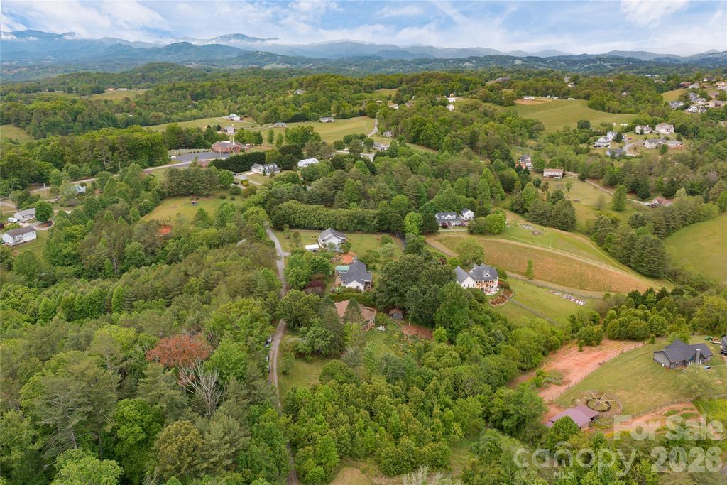 58 Donna Lane, Alexander, NC 28701