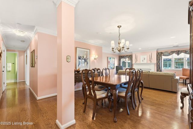 8605 Shelbyville Rd 200, Louisville, KY 40222