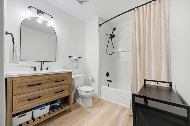 1371 Ashford Place, Florence, KY 41042