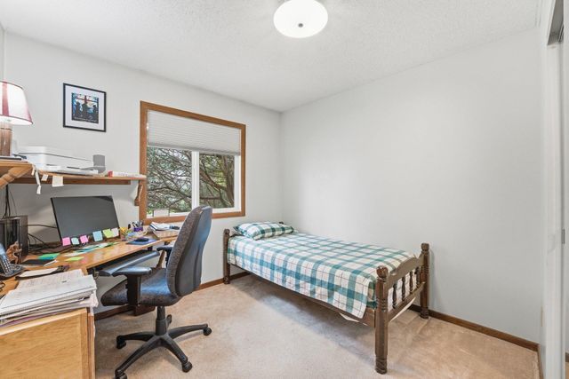 5856 139th Street W, Apple Valley, MN 55124
