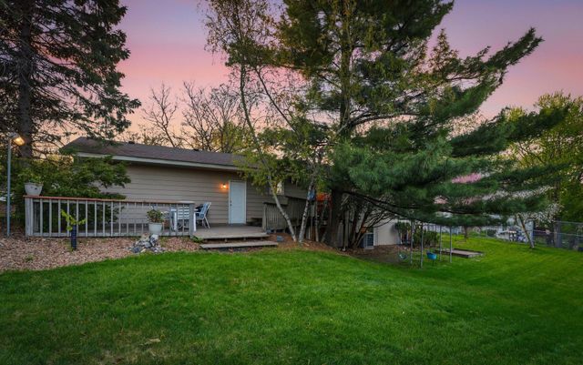 5856 139th Street W, Apple Valley, MN 55124