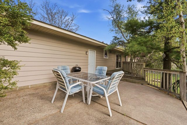 5856 139th Street W, Apple Valley, MN 55124
