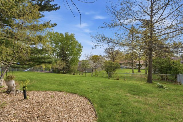 5856 139th Street W, Apple Valley, MN 55124