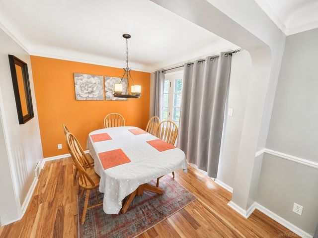 18139 Avilla Boulevard, Lathrup Village, MI 48076