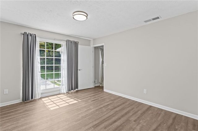 1013 Shady Lane NW, Kennesaw, GA 30152