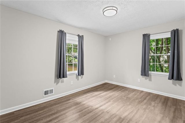 1013 Shady Lane NW, Kennesaw, GA 30152