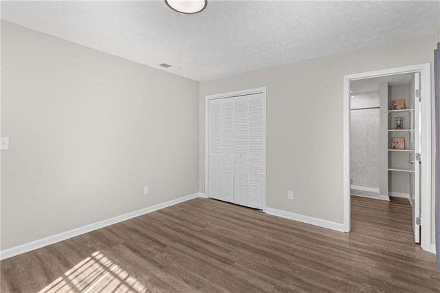 1013 Shady Lane NW, Kennesaw, GA 30152