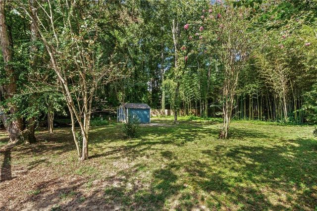 1013 Shady Lane NW, Kennesaw, GA 30152
