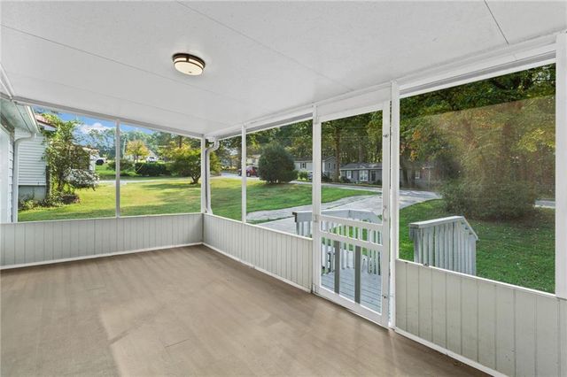 1013 Shady Lane NW, Kennesaw, GA 30152