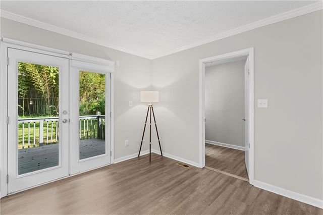 1013 Shady Lane NW, Kennesaw, GA 30152