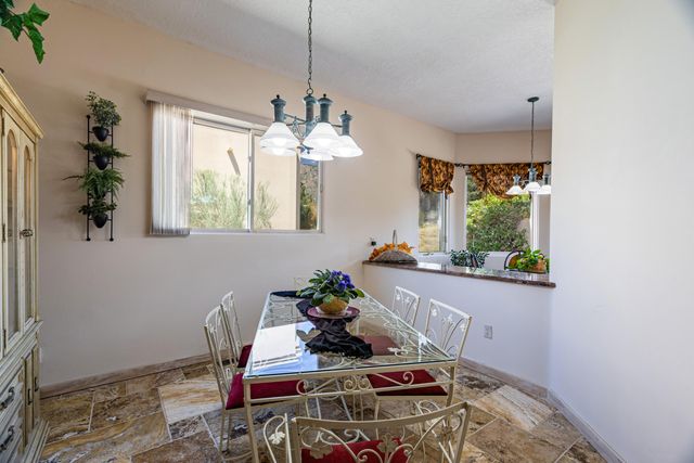 1524 Eagle Ridge Road NE, Albuquerque, NM 87122
