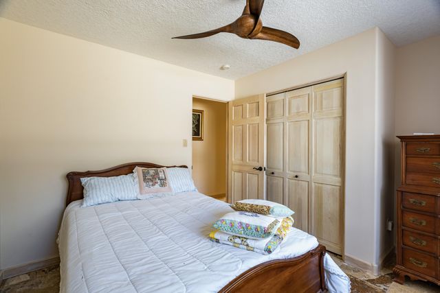 1524 Eagle Ridge Road NE, Albuquerque, NM 87122